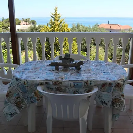 Apartament Patronis Amoudi