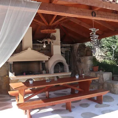 Patronis Apartment Amoudi